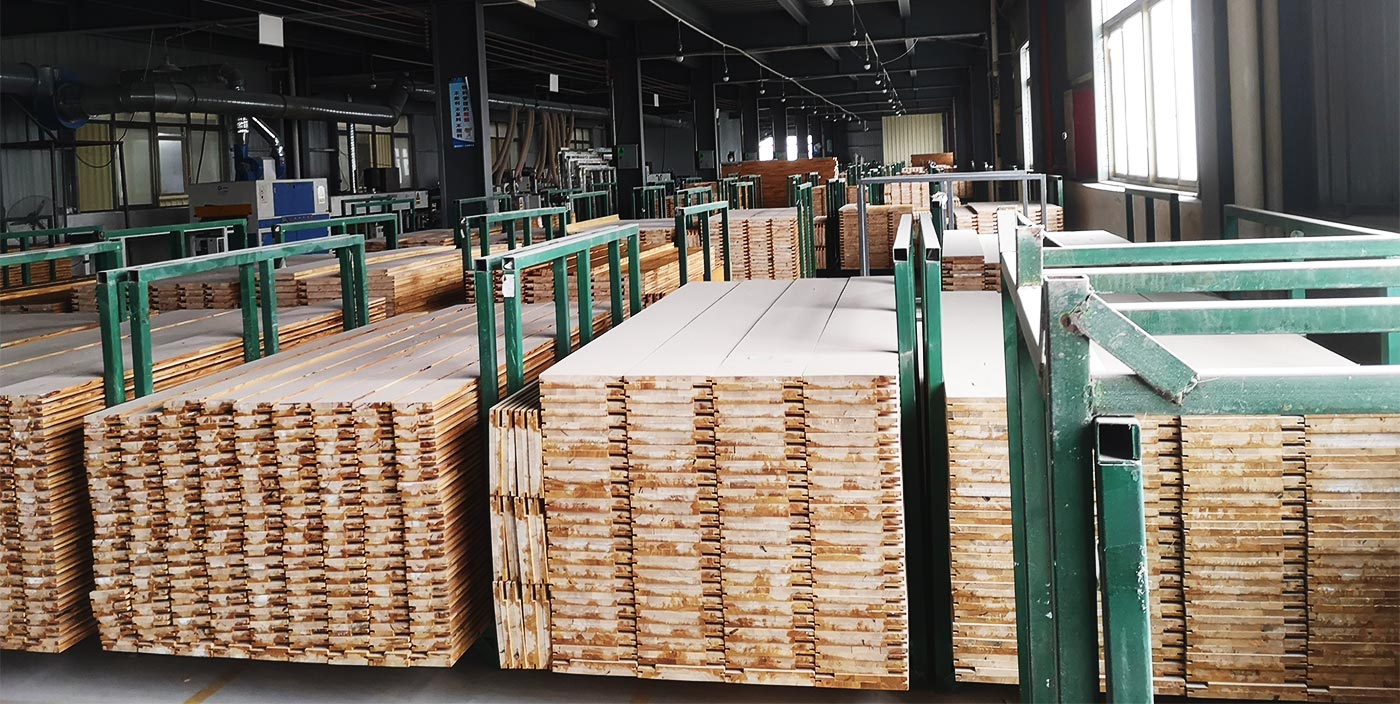 橡木門批發生產車間