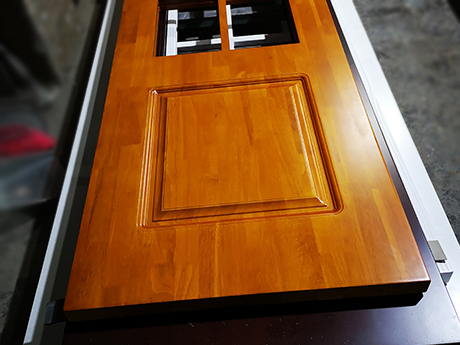 橡木門(mén)出現(xiàn)開(kāi)裂的問(wèn)題要如何來(lái)處理